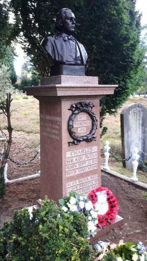 Restored monument of Charles Bradlaugh