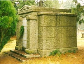 Glorney mausoleum, Brookwood Cemetery